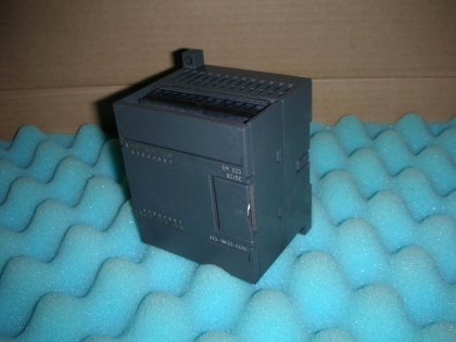 PLC 6ES7223-1BH22-0XA0